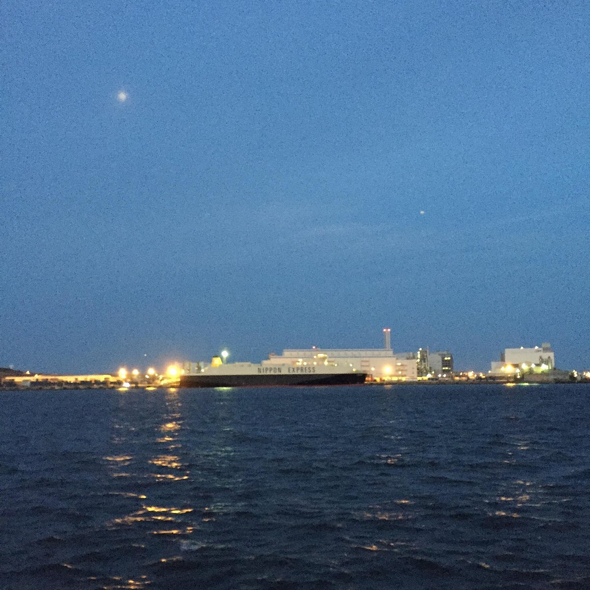 🌳 새벽 부두 공원(아카츠키후토 코엔) 이미지 3